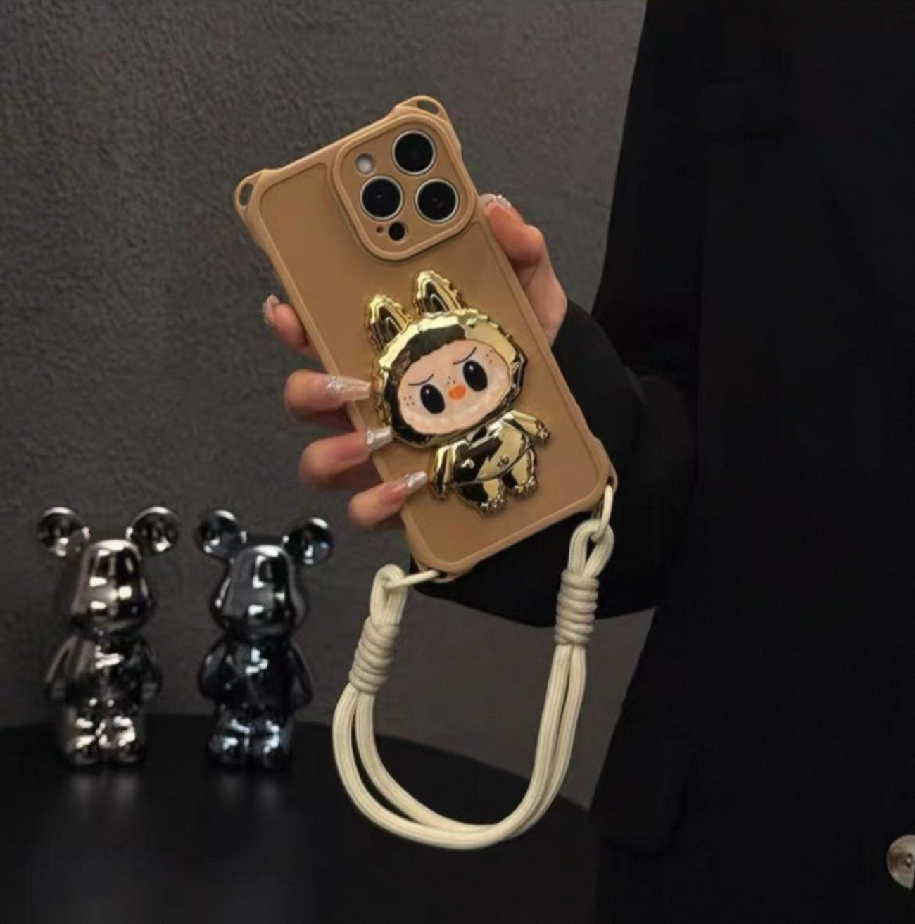 iPhone 16/Apple 15 Cartoon RABBLE Mirror Stand Case